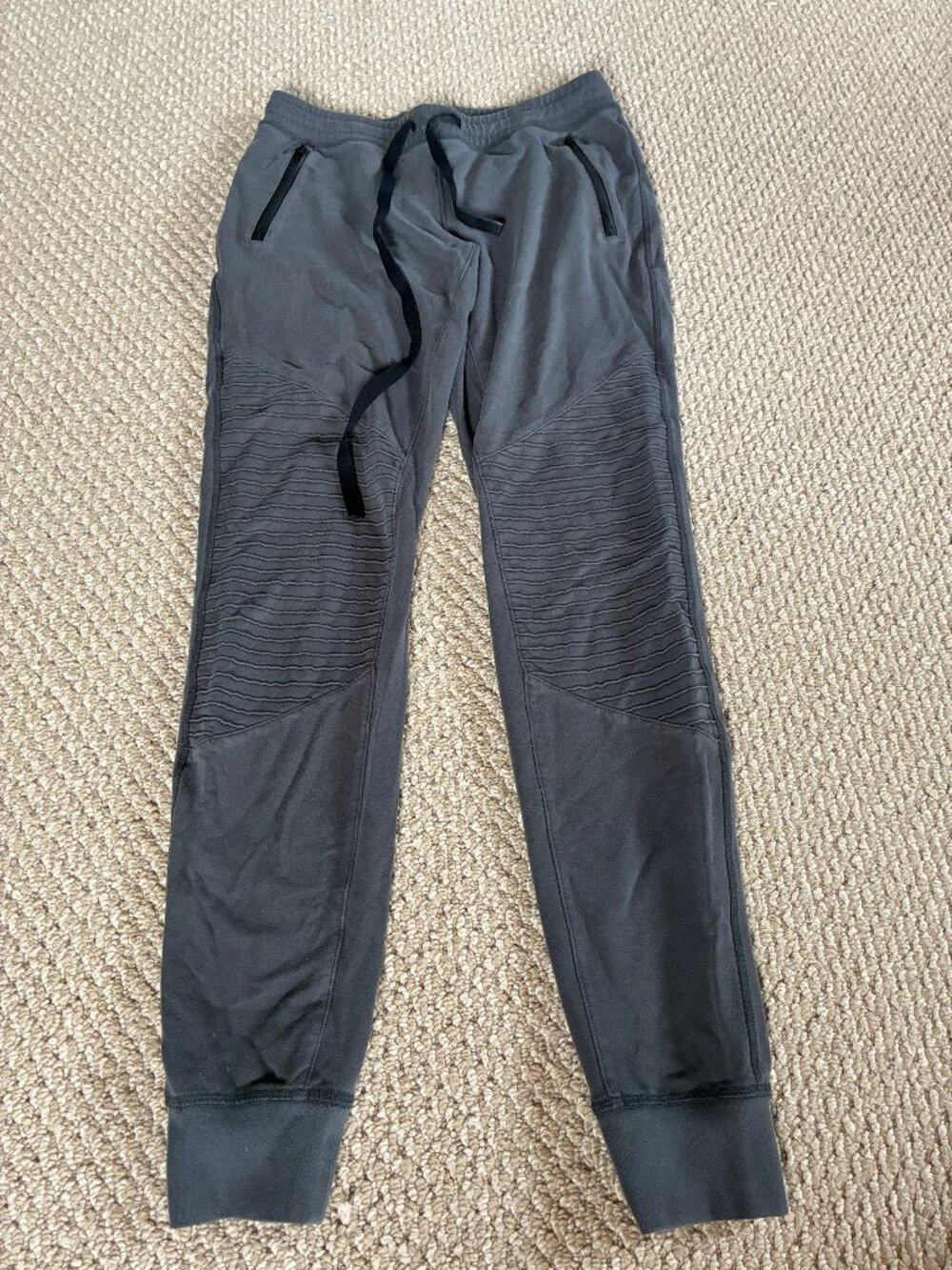 Alo Yoga Urban Moto Sweatpant Small Jogger Dark Grey